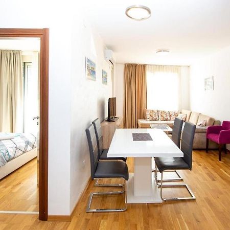 Apartmans Budva Centar Bagian luar foto